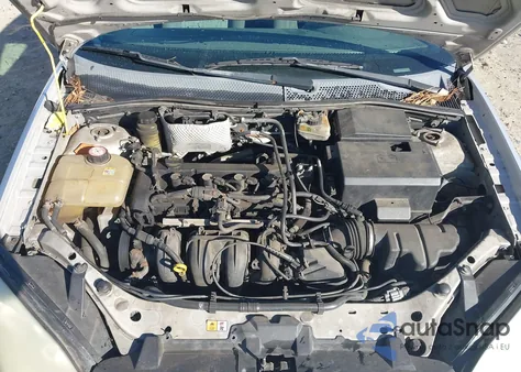 2005 Ford Focus Zx4 from USA, damaged, VIN 1FAFP34N75W203507